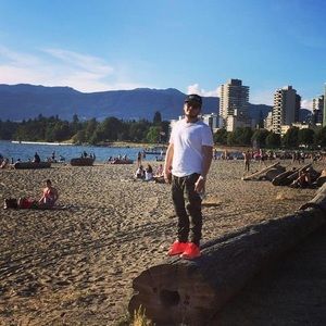 Meet your Posher, Ernesto